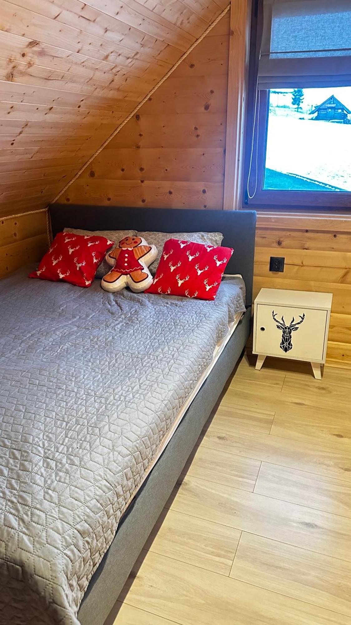 Zloty Gron Log Houses & Apartments 伊斯泰布纳 外观 照片