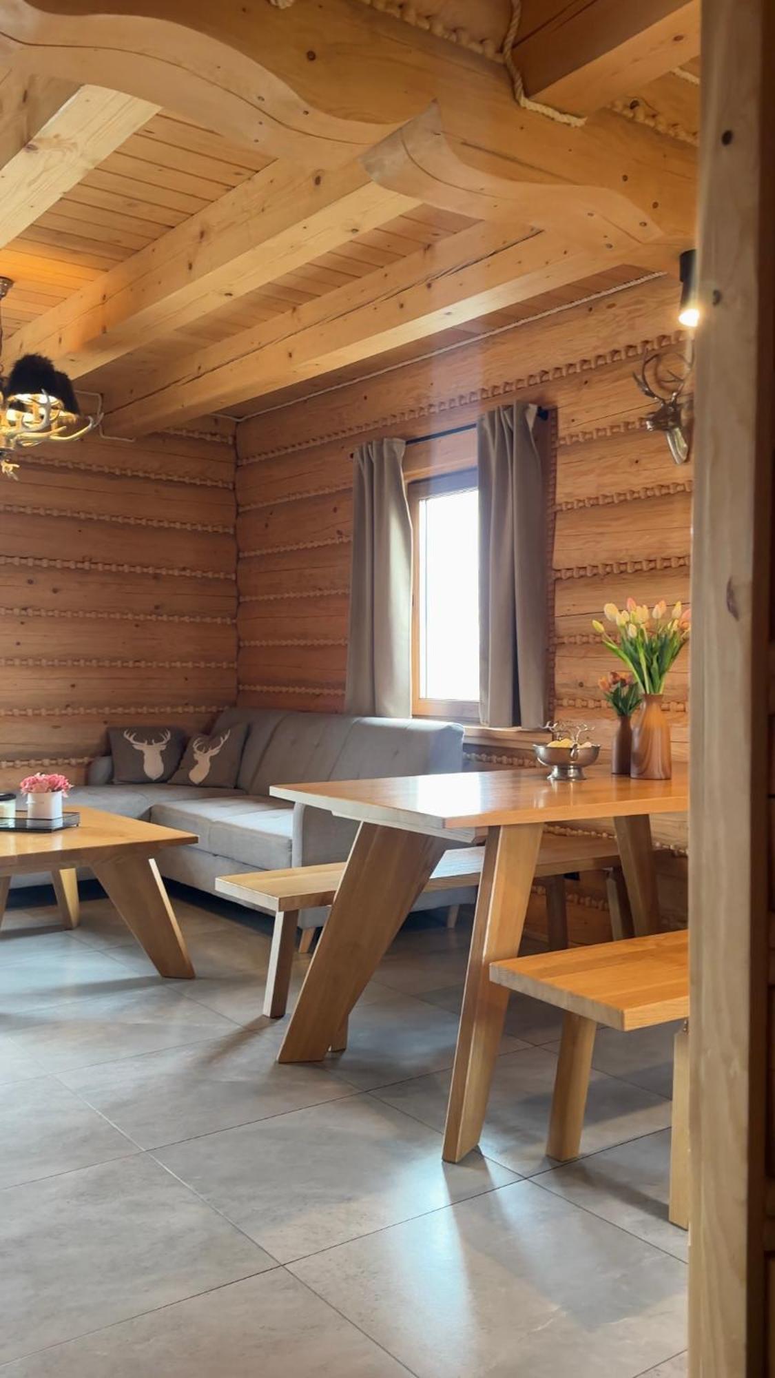Zloty Gron Log Houses & Apartments 伊斯泰布纳 外观 照片