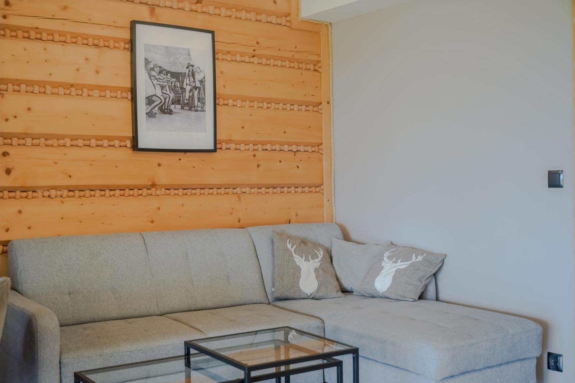 Zloty Gron Log Houses & Apartments 伊斯泰布纳 外观 照片