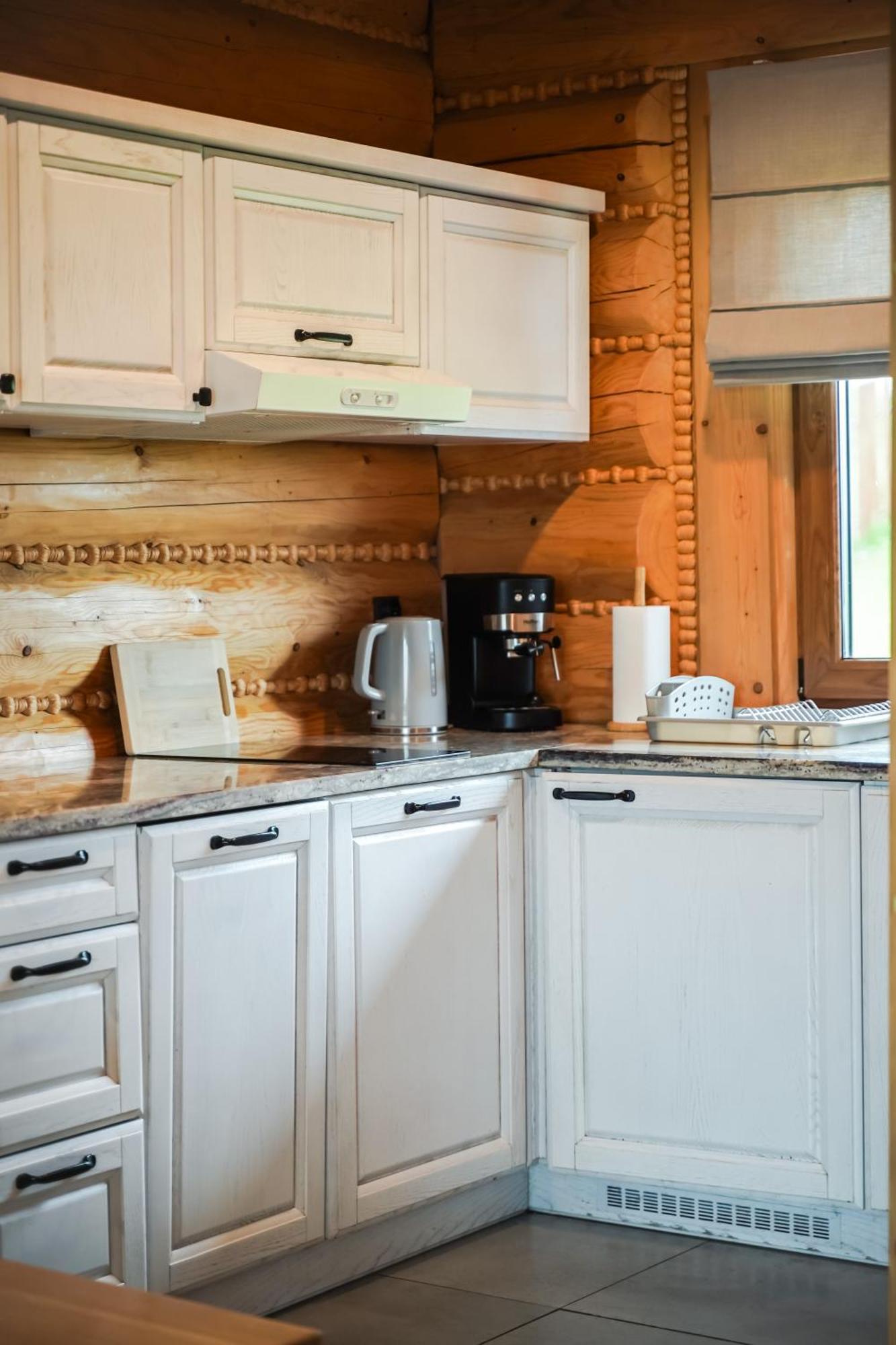 Zloty Gron Log Houses & Apartments 伊斯泰布纳 外观 照片